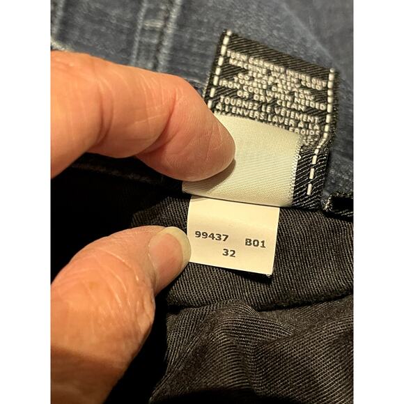 7 for all Mankind The Straight Womens 5 Pocket Jeans 32 Dark Wash Distressed EUC - Picture 6 of 16